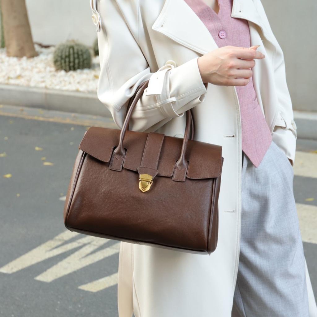 2025 erste Schicht pflanzlich gegerbtes Rindsleder High-End-Aktentasche echtes Leder Retro Pendler große Kapazität Messenger-Handtasche