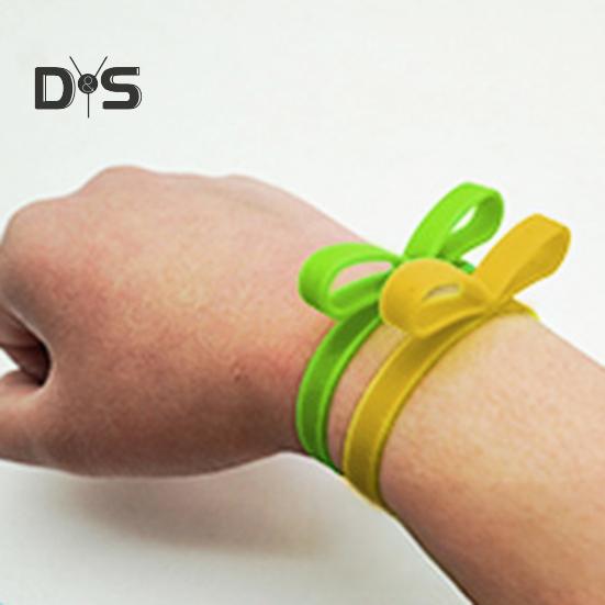 Faixas elásticas de silicone 5 cores e 2 tamanhos Faixas de embrulho de borracha Fita elástica reutilizável para embrulho de presentes Armazenamento Escritório doméstico Uso externo