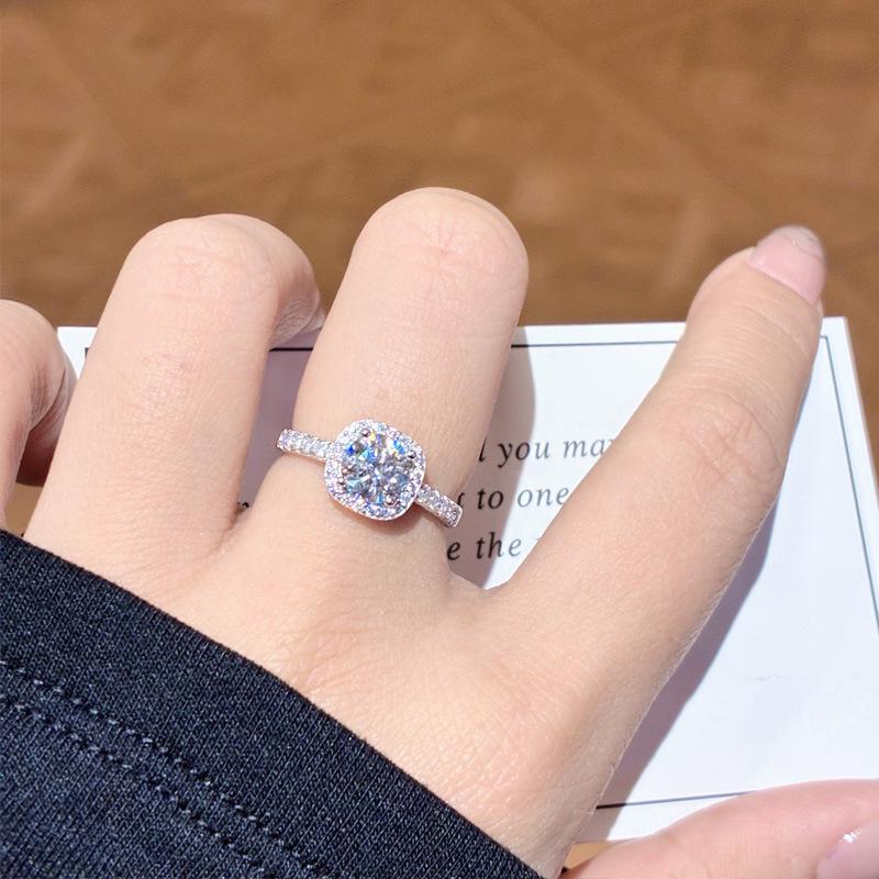 Pangdonglai Moissanite Diamond Open Square Ring for Women, S925 Sterling Silver, Adjustable and Versatile Tail Ring