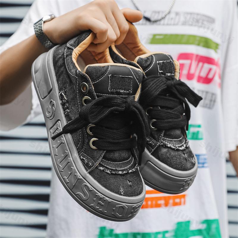 Fashion 2025 Spring Men's Low Top Denim Casual Sports Shoes Fashion Versatile Height Increase Breathable Daily Chunky Sneakers for Men