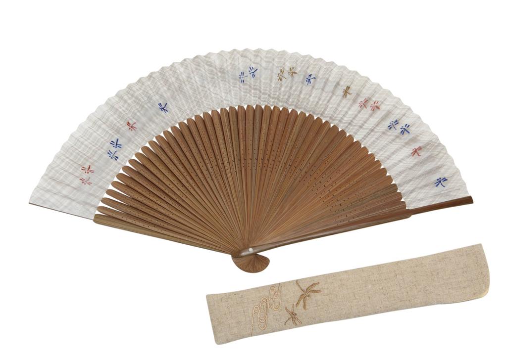 Kyoto Folding 45 Karaki Short Handmade by Kyoto Fan Bag Wooden Box Included [Hasegawa] Fan, Dragonfly, Ribs, Cloth, Double-sided Pattern, Craftsmen,