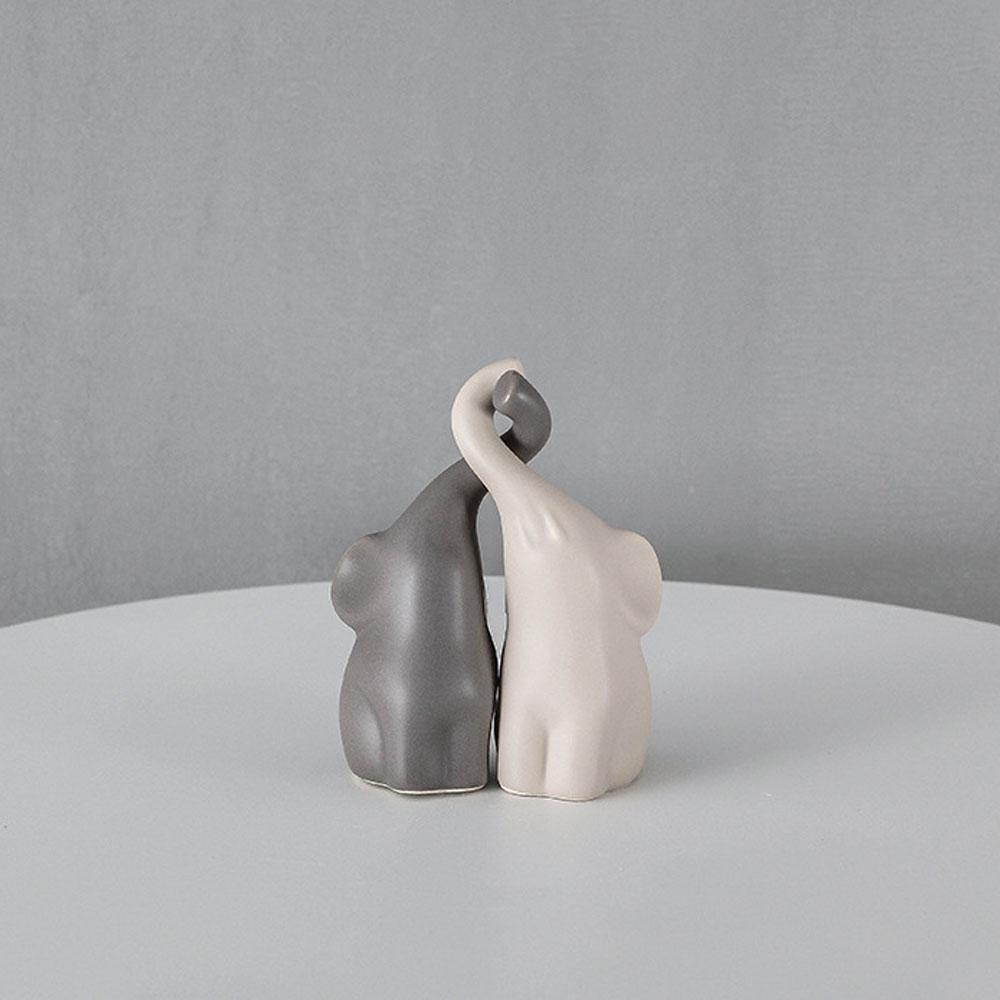 Loving Elephants Grey Cream Ceramic Elephant Figurines Ornament Cute Couple Crafts Wine Cabinet Decorations Valentine's Day Gift