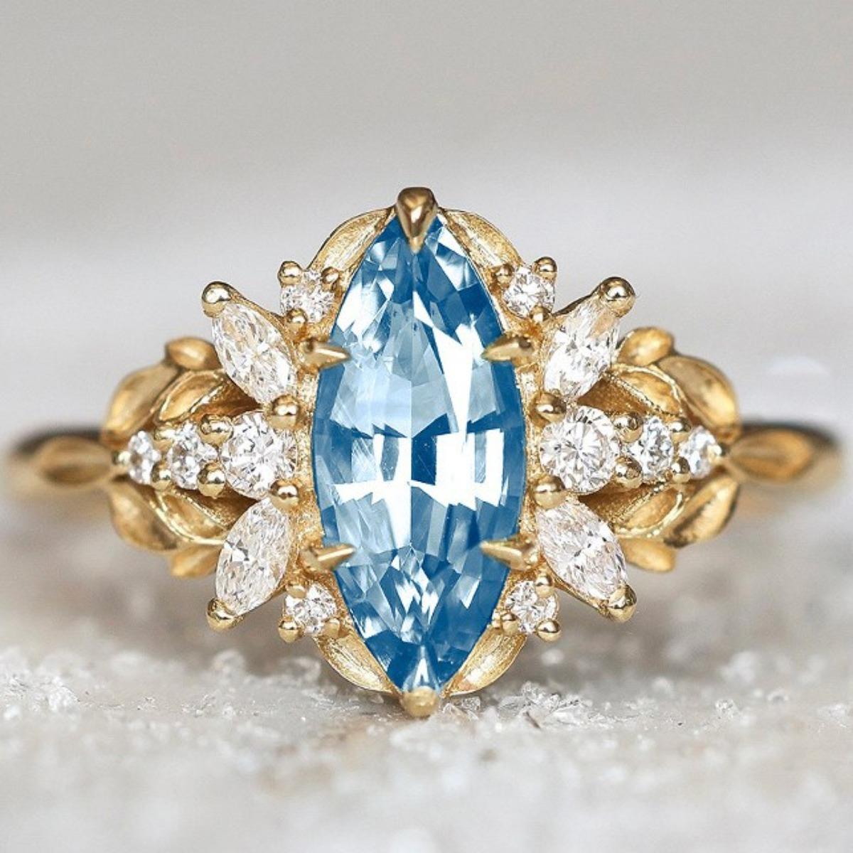 

Luxury Versatile Simple Gemstone Ring, Inlaid with Lake Blue Zircon Ring New Accessories No. 11