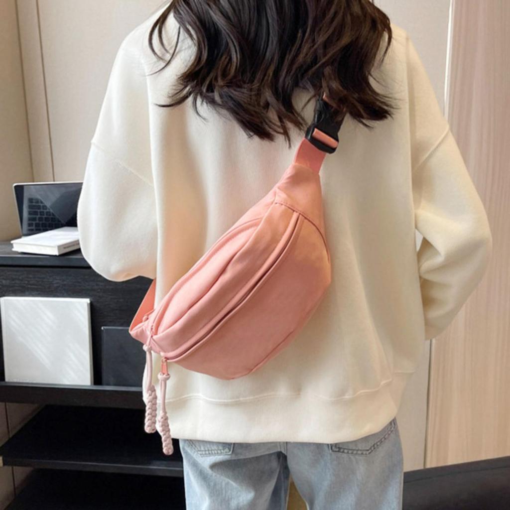 Half Moon Women's Chest Bag Large Capacity Crossbody Bag Multifunctional Waterproof Waist Bags Travel