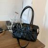 Retro pleated underarm bag women's new trendy portable bowling bag large capacity shoulder tote bag