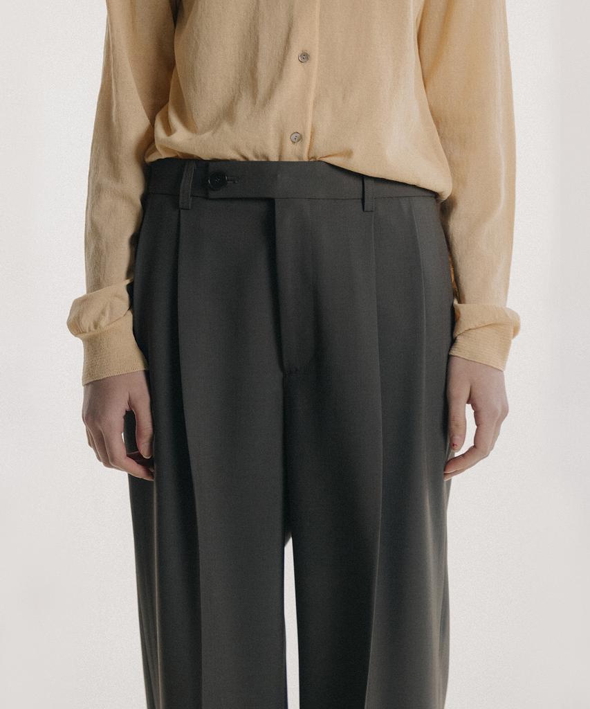 Beullaengkeulumumeon Chilling Pants_Moss Brown