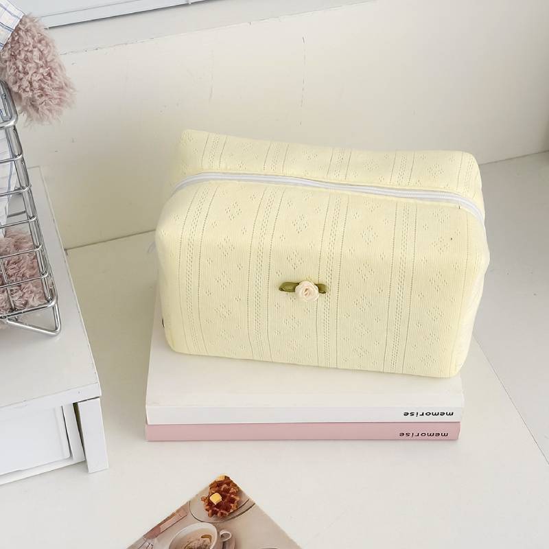 Small Rose Knitted Cotton Octagonal Makeup Storage Bag With Waterproof Design For Daily Use