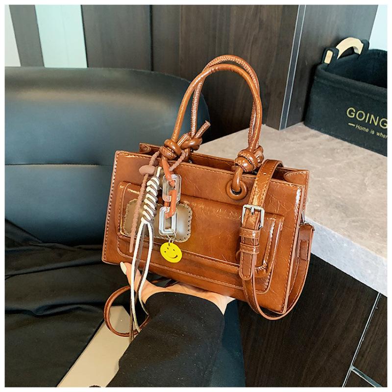 Premium Bag Women's Autumn and Winter New Fashion Retro Portable Small Square Bag Versatile Shoulder Messenger Bag