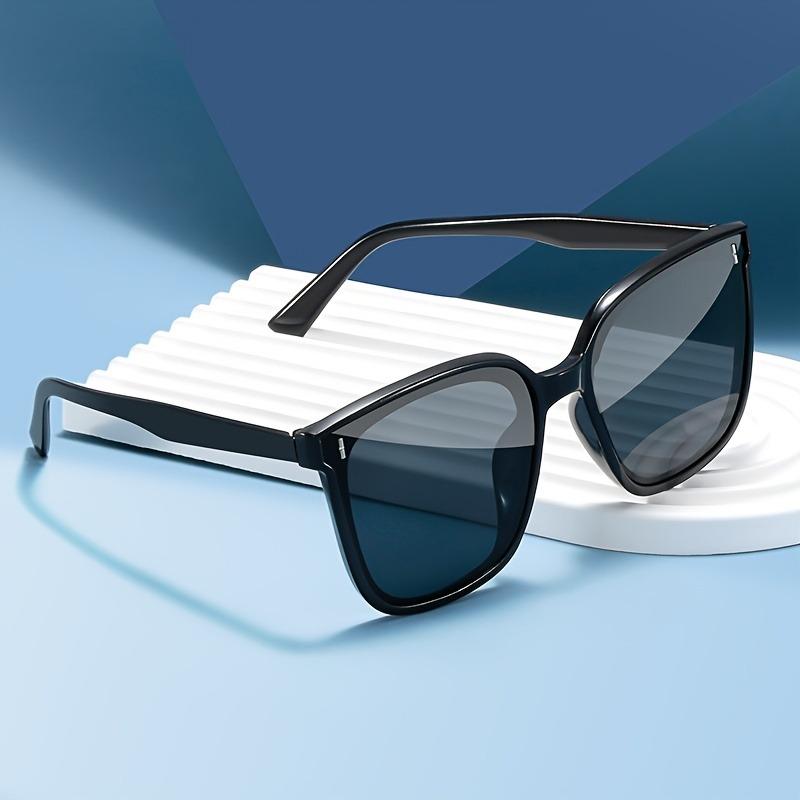 2 Piece Set of Y2K Style Black and White Square Glasses Perfect for Daily Wear and Parties