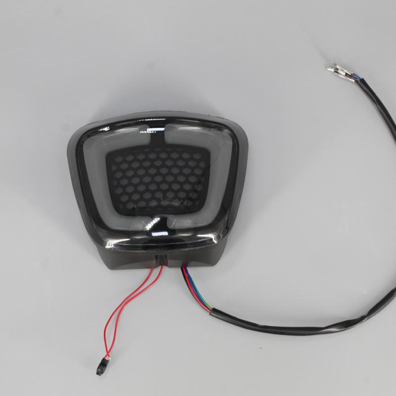 Motocyklové zadní světlo integrované světlo pro jízdu a brzdové světlo se směrovým světlem pro upravené integrované zadní světla motocyklu