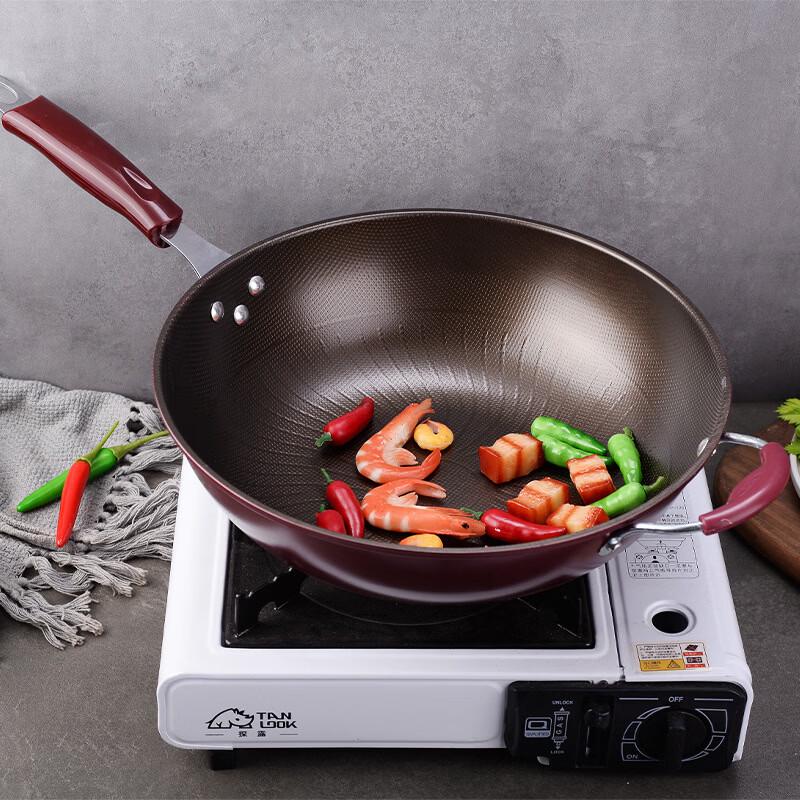 Zhi Shi 34cm Fine Iron Flat Bottom Wok with Lid