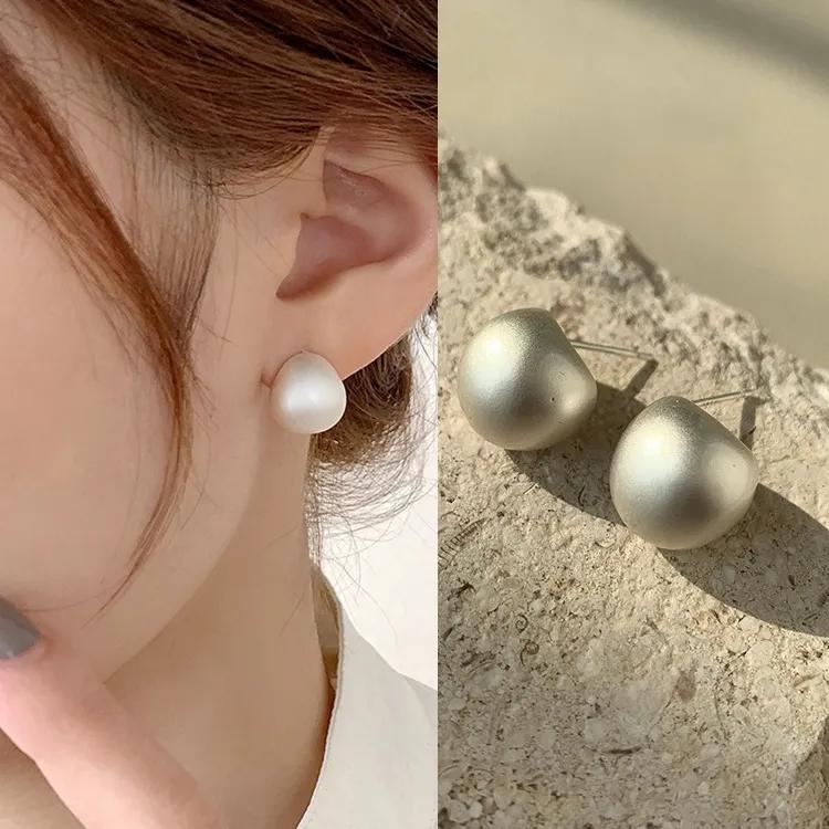 New Fashion Gold Color Metal Matte Brushed Earrings for Women Exquisite Minimalist Frosted Round Ear Buckle Jewelry Accessories