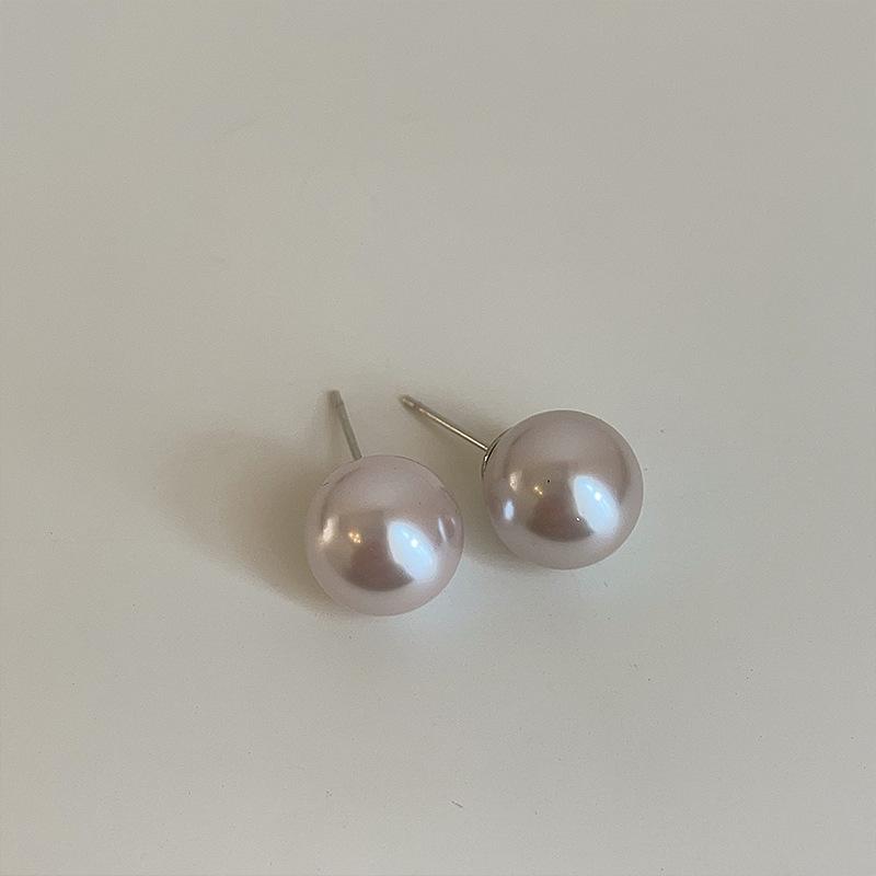 Sweet Girl Champagne Powder Pearl Stud Earrings Women'S Simple Premium Gentle Elegance Fashion Versatile Earrings
