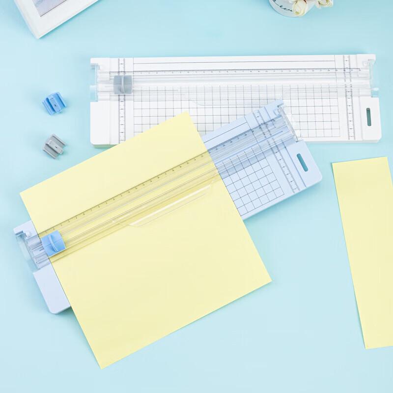 Deli Portable A4 Mini Paper Trimmer