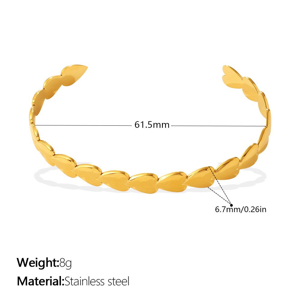 Simple geometric heart-shaped C-shaped bracelet stainless steel gold-plated personalized fashion high-end bracelet women