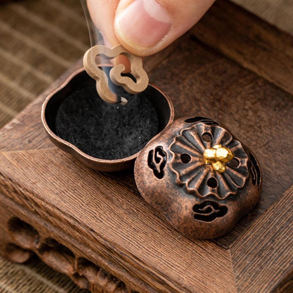 Zinc alloy incense cone holder Retro hollow-out incense burner sandalwood censer Aromatherapy Ornament for Spa Meditation Yoga