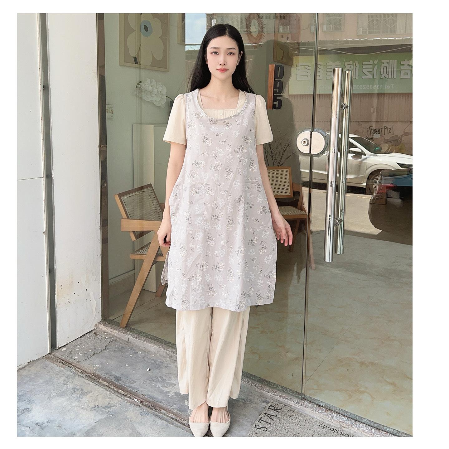 

Japanese fresh and retro floral sleeveless vest apron artist manicure anti-fouling cooking overalls