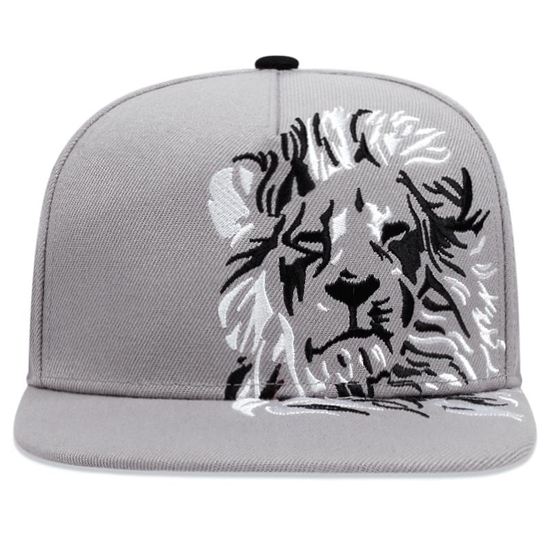 2025 New Fashion Lion Embroidered Flat Brimmed Hat Men's Casual Hip Hop Hat Women's Outdoor Sports Decorative Hat Sunshade Hat