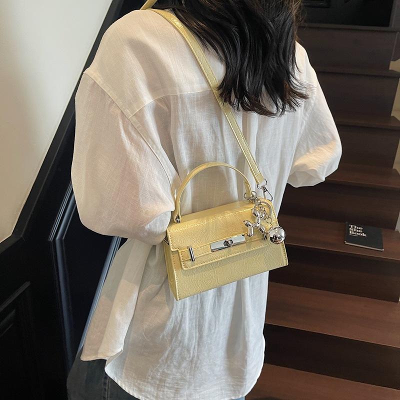 Handbag New Versatile Bag Fashion Shoulder Bag Popular Messenger Women's Bag