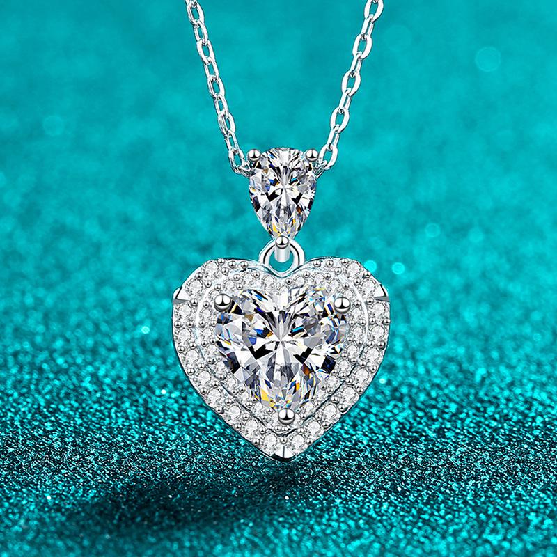 Yin Baichuan S925 Sterling Silver Heart-Shaped Moissanite Necklace for Women - Sweet, Exquisite, and Versatile Everyday Luxury 8mm Heart Zircon