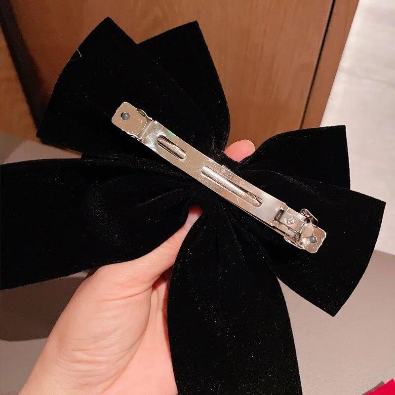 Épingles à cheveux vintage en velours avec nœud et perle pour femmes, élégantes pinces à cheveux en alliage et tissu, barrettes pour queue de cheval pour filles, accessoires pour cheveux