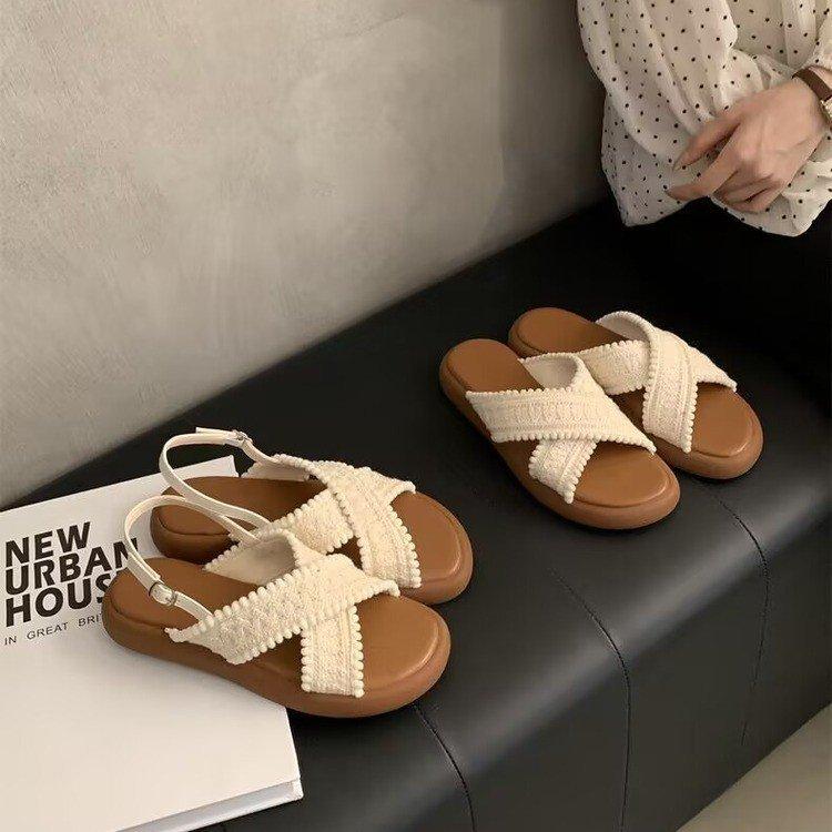 Thick-soled flat-soled sandals female 2025 new versatile retro ethnic fairy evening wind beach outside slippers sandals