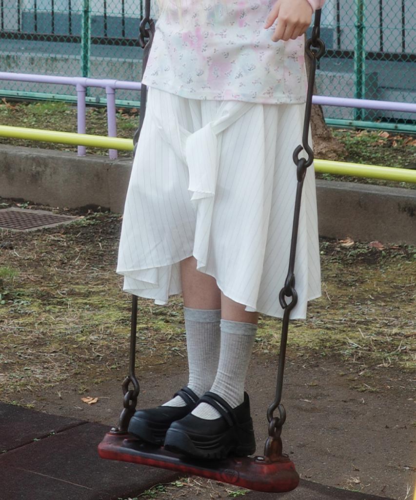 Cookies Striped Tie Skirt (White)