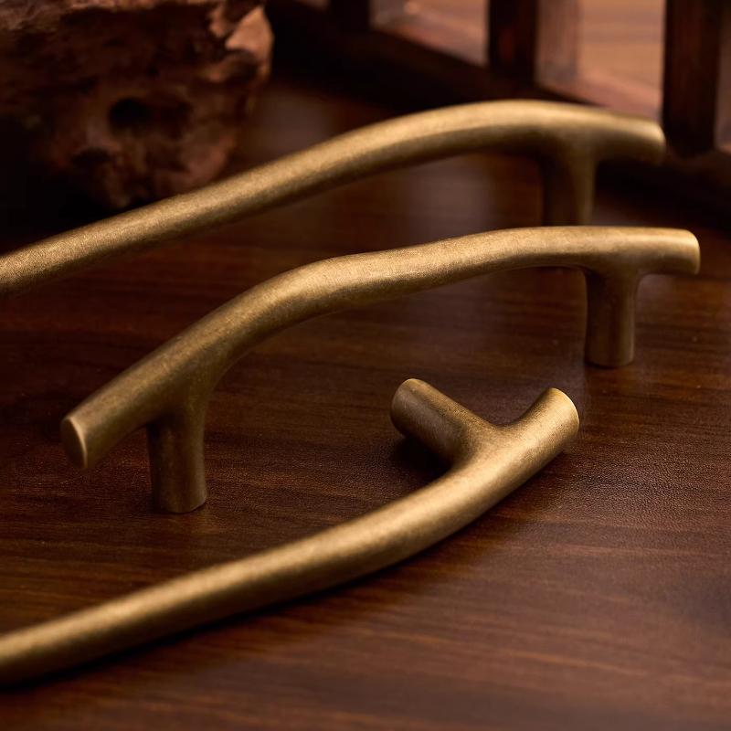 French Retro Brass Hardware Furniture Handles Wardrobe Drawers Shoe Cabinet Knob Creative Antique Bronze Wood Branch Door Pulls