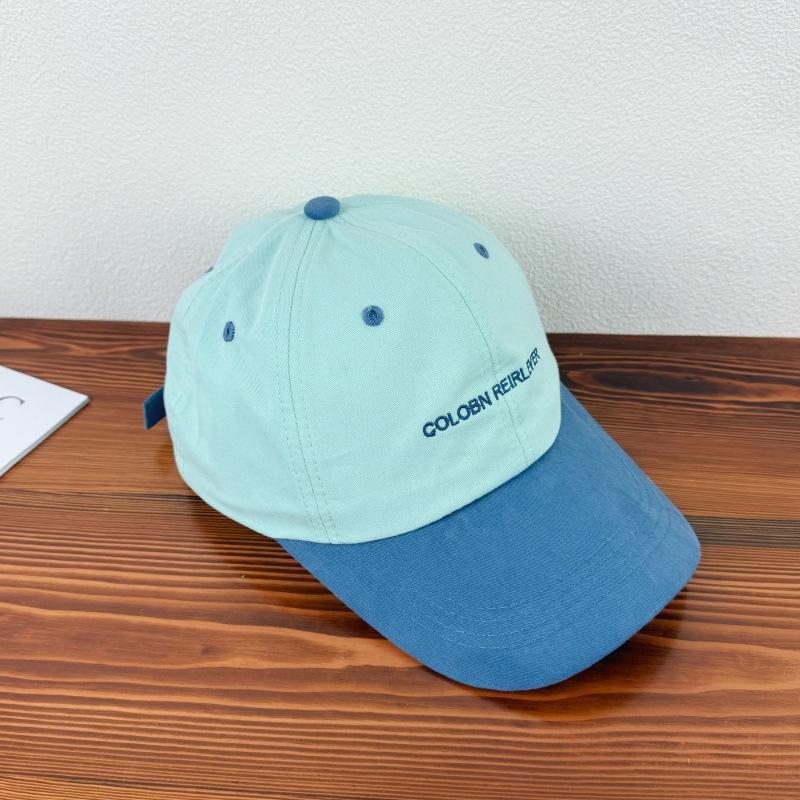 Nowa czapka baseballowa z miękkim topem i haftowanymi literami dla kobiet, podróżna, wszechstronna, dla par, taka sama czapka baseballowa dla mężczyzn