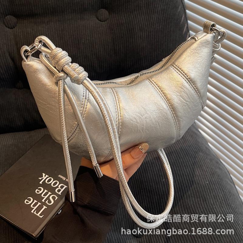 Super fire niche splicing bag women's 2025 new spring and summer versatile messenger dumpling bag popular croissant bag