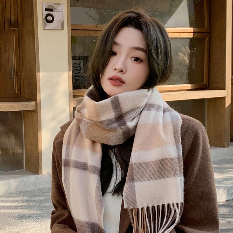 Classic Large Plaid Scarf For Men And Women Couples Korean Style Versatile Warm Neck Scarf Fashionable Gift