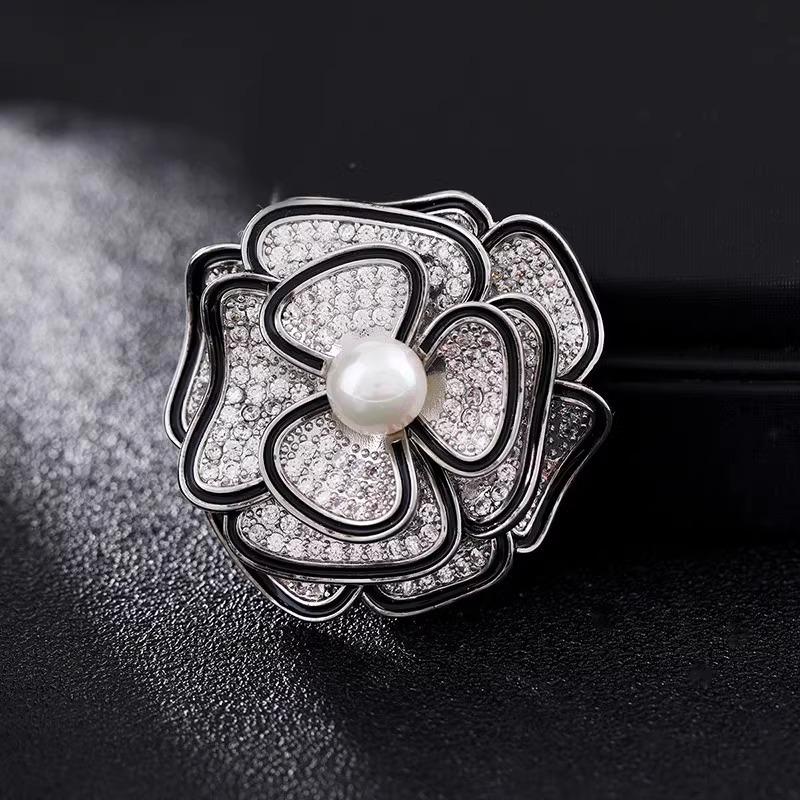 Matte Gold Pearl Wheat Ear Corsage Brooch for Women - High-End Versatile Pin with Anti-Exposure Design