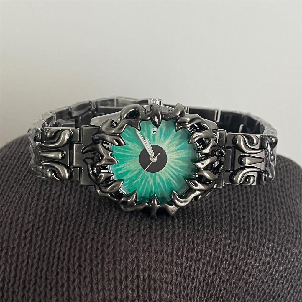 Moderne Gothic-Metalluhr mit Quarzwerk für erwachsene Mode-Enthusiasten