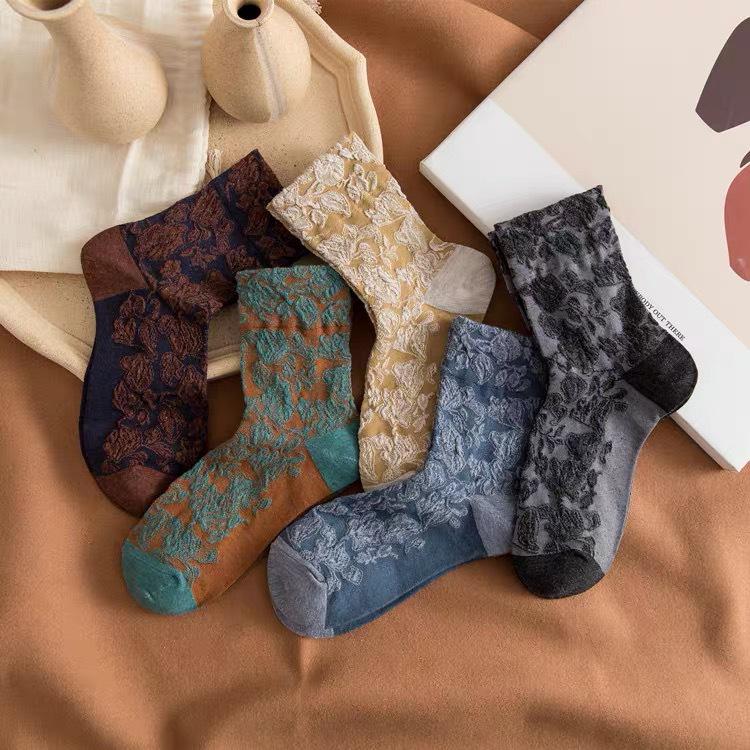 Vintage Dark Pattern Mid-Calf Slouch Socks with Embossed Flowers - Trendy Casual Wear for Spring and Autumn