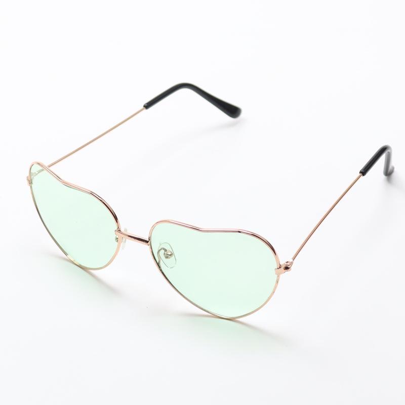 Korean Style Retro Peach Heart Sunglasses with Ocean Lens - Unisex Fashionable Heart-Shaped Eyewear