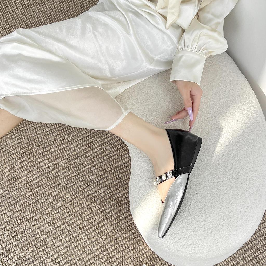 Spring & Autumn Beaded Strap Pointed Toe Mary Jane Shoes for Women