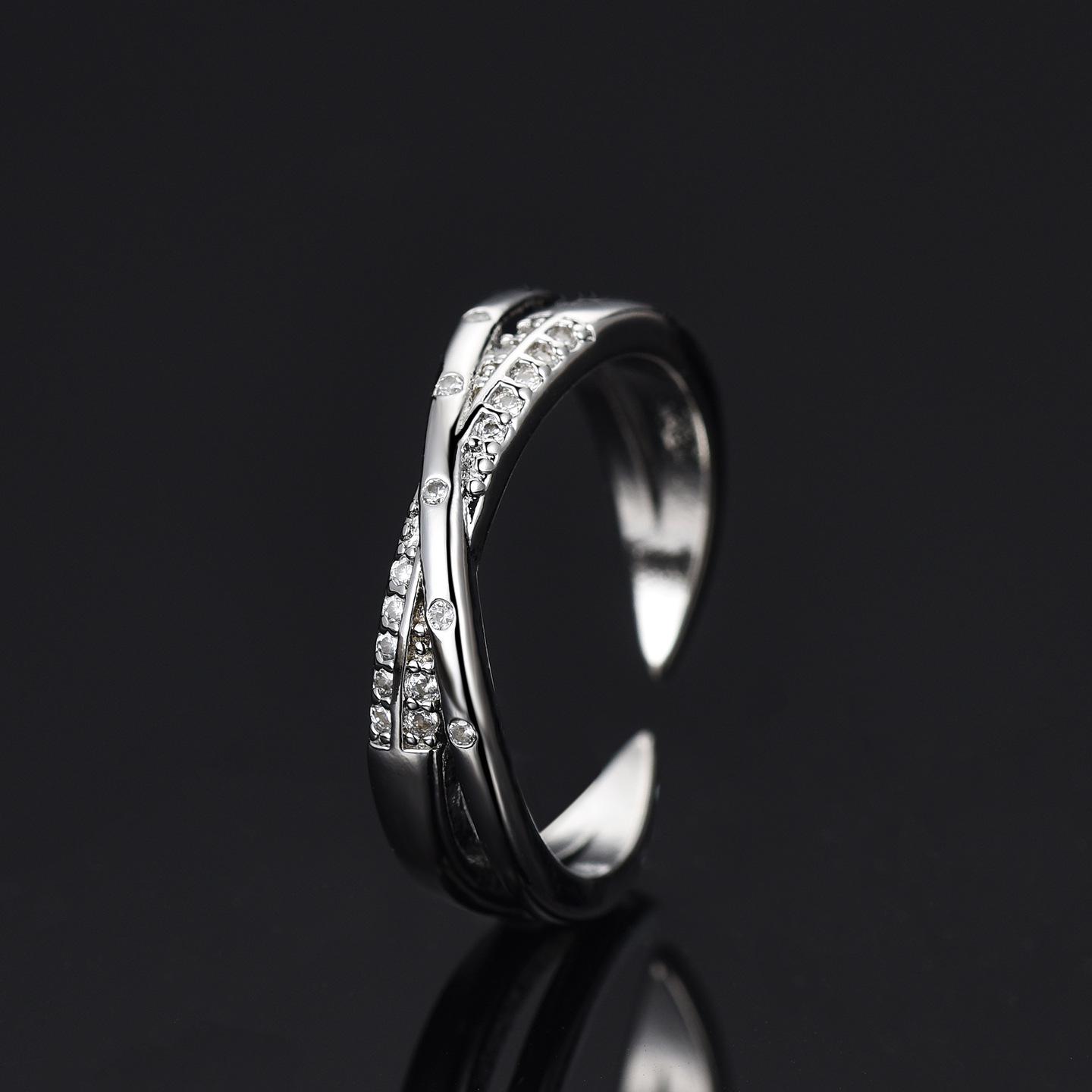 Women s Cross-Shaped Rhinestone Open Ring, Fashionable Adjustable Index Finger Ring, Versatile for Stacking Adjustable