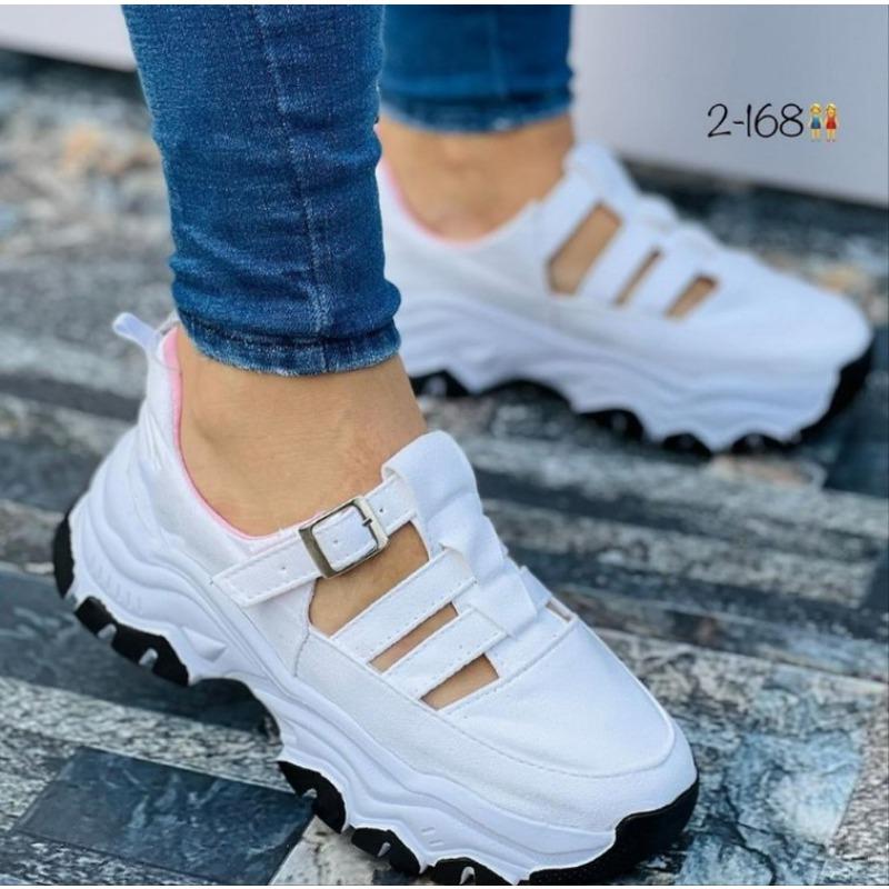 Spring and Autumn new large-size sandals women's round head thick-soled low-top buckle flat-soled casual sports shoes