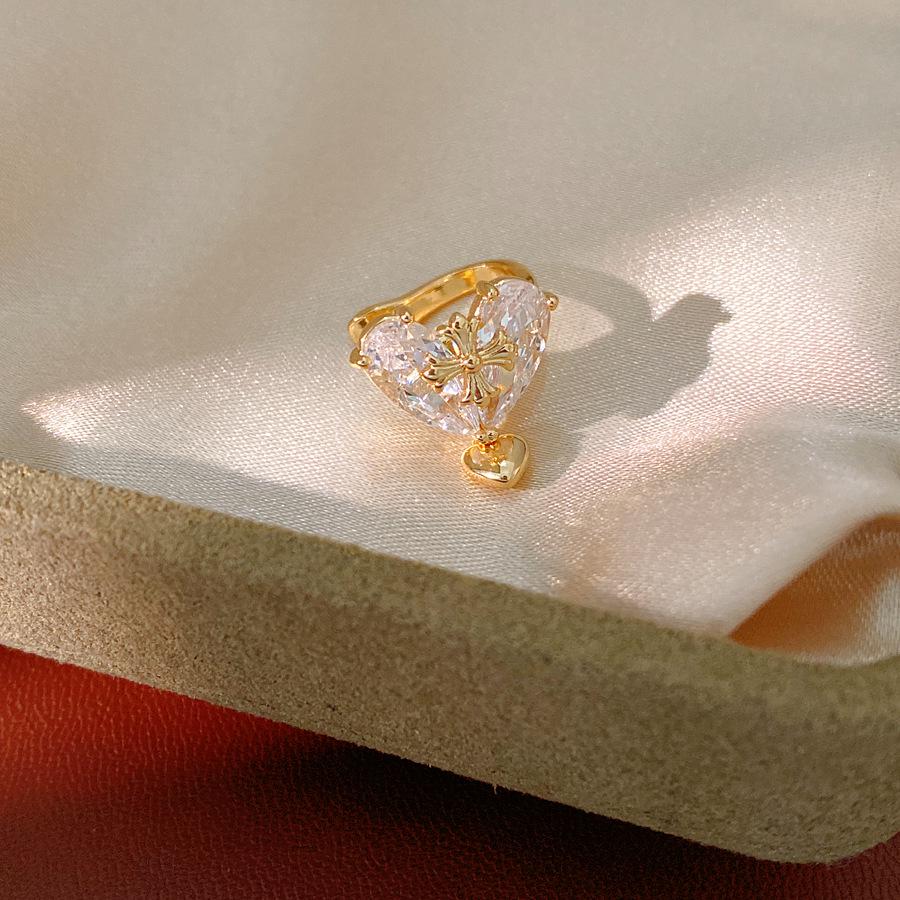 Gold-Plated Zirconia Heart Ear Clip for Women - No Piercing Needed, Elegant Cartilage Earring