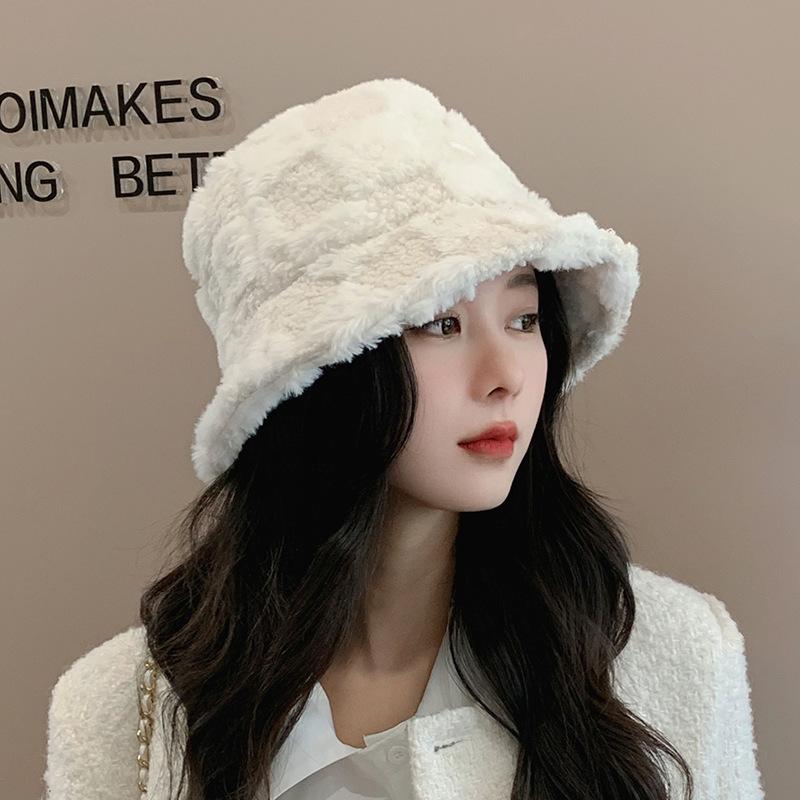 Lamb Velvet Fisherman Hat for Women Japanese Style Checkerboard Color Bucket Hat Autumn and Winter Thickened Warm and Face Showing Small Plush Hat
