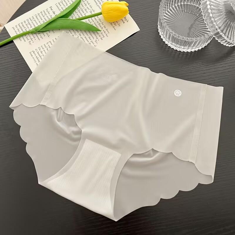 Women's Seamless Ice Silk Underwear Hipster No Show Invisible Panties Ice Silk Stretch Underwear Bikini Underwear Panty Briefs