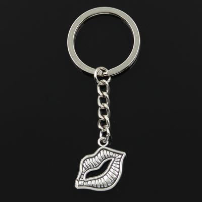 Moda 30mm Anahtarlık Metal Anahtarlık Anahtarlık Takı Antik Bronz Kaplama Seksi Dudaklar Öpücük 24x20mm Kolye