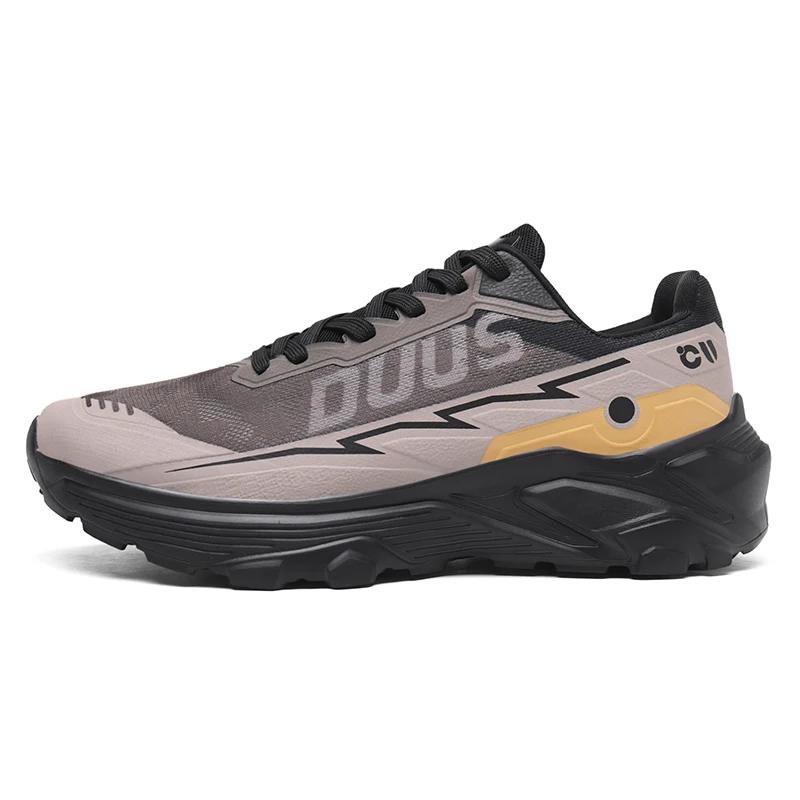 Men`s Off-Road Running Shoes Spring and