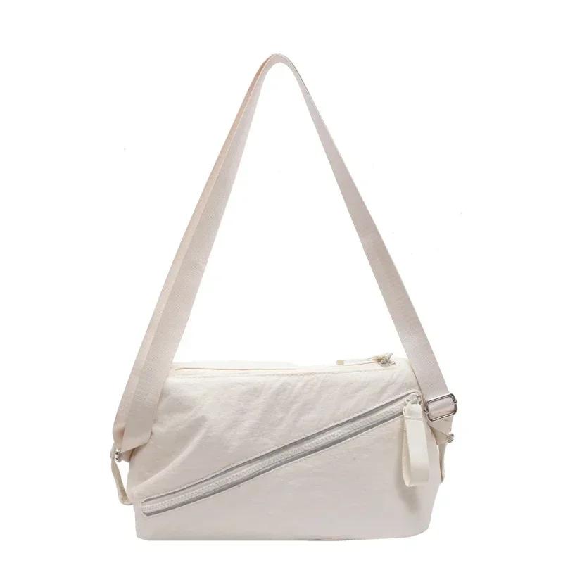 Winter Newcouple Sports High-capacity Shoulder Bag High-quality Nylon Zipper Commuter Crossbody Bag