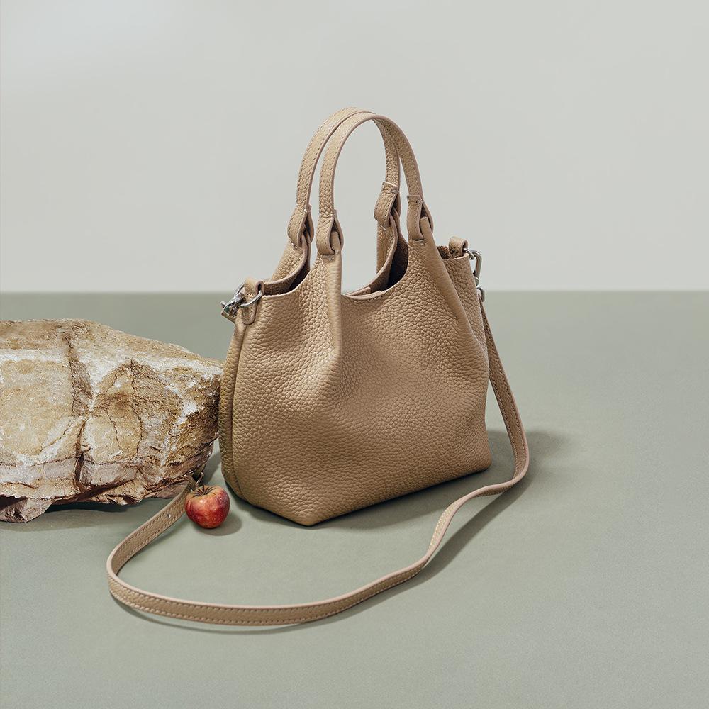 

Сумка-пельмень в простом стиле, женская кожаная сумка, модная трендовая сумка-мессенджер, сумка-кроссбоди для поездок на работу