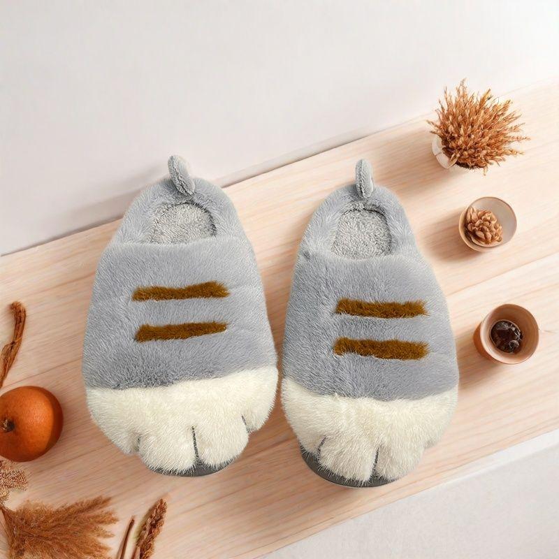 Fashion New Furry Kitty Cat Paw Slippers Woman Warm Winter Home Mules Slides Ladies Fuzzy Slippers Funny Fluffy Animal Claw Indoor Shoes