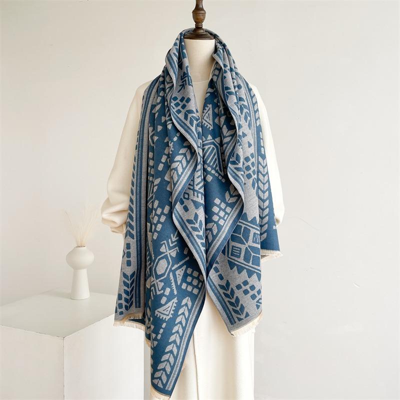 Autumn and Winter Scarves, High-end Shawls, New Age-reducing Scarves, Students Travel with Warm Women