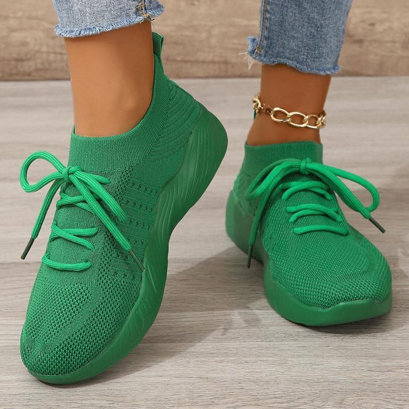 Mode Printemps Vert Chaussures Décontractées Été Baskets Respirantes Chaussures Plates en Maille Femmes Mode Légères Slip On Chaussures de Course Dames