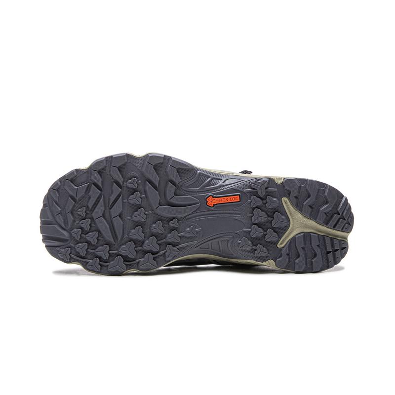 Li Ning Outdoor CF Tracing, Wild Nature Slip Resistant, Abrasion Resistant, Reflective, Rebound Low Top AGHW001-1