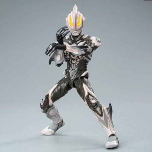 HiPlay ZDTOYS 1/10 Scale Ultraman Belial Atrocious UL-A15 Light-Up Ver. Action Figure, Painted and Finished